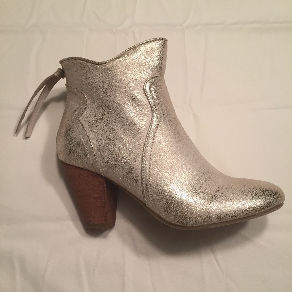 Metallic Gold Ankle Boots 6.5 by Report New in Box